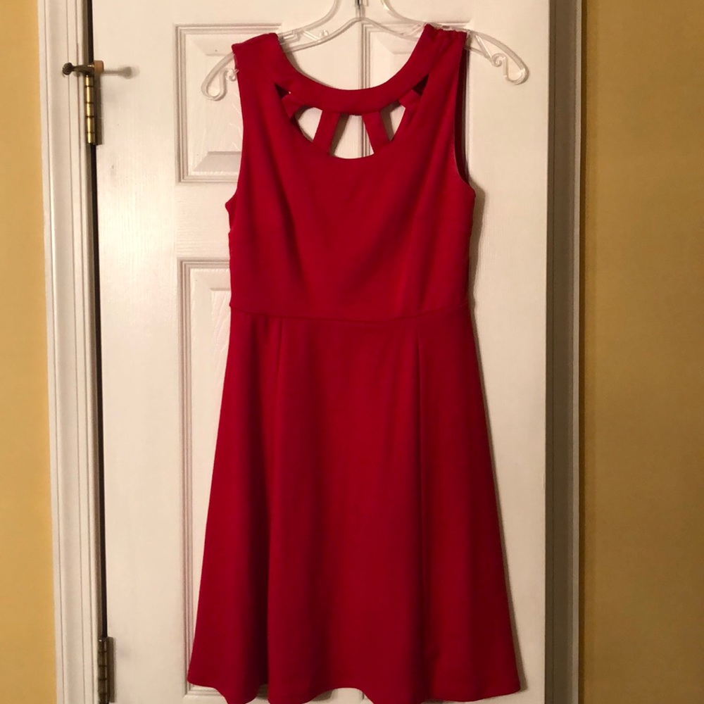 Cute Red Dress. Perfect for Spring